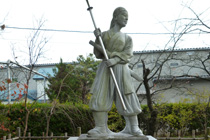 中野竹子像
